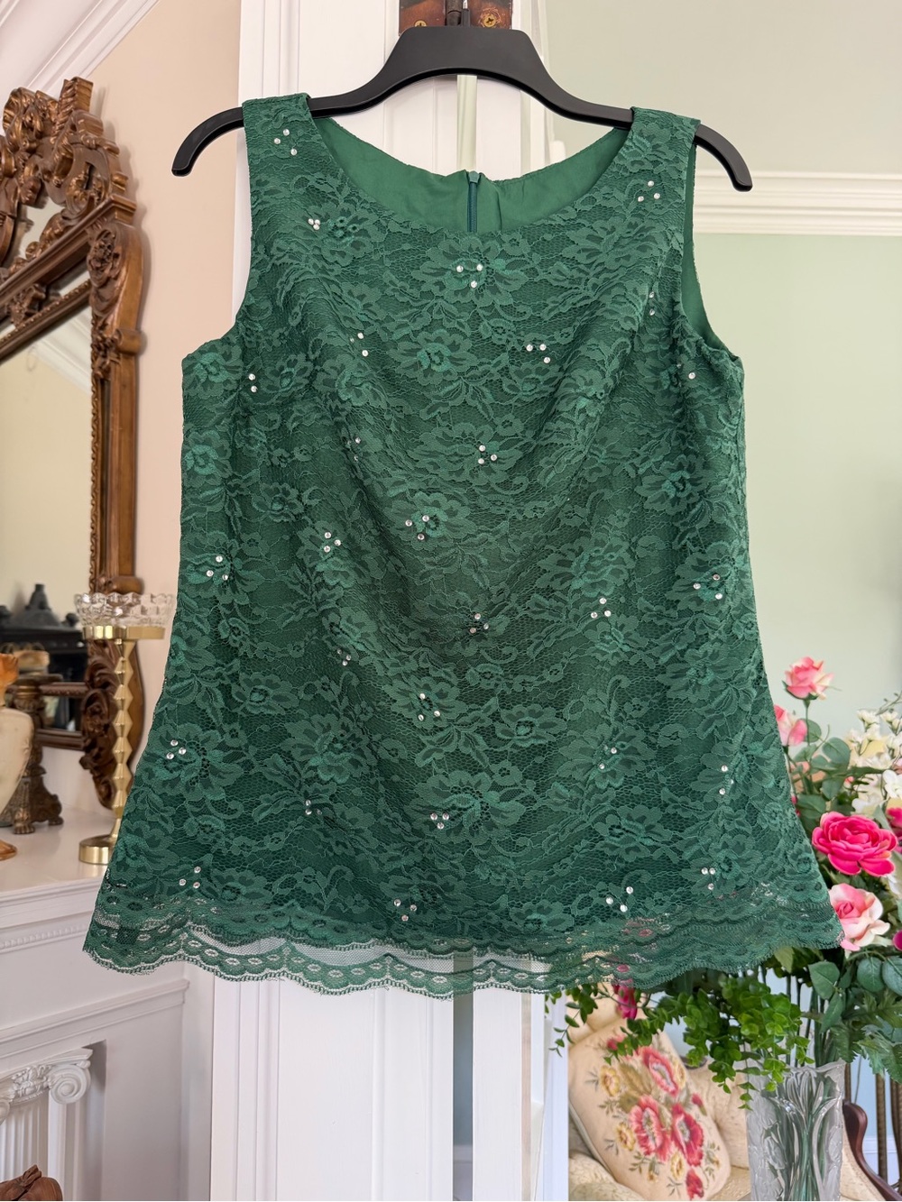 Women's Emerald Green Lace Sleeveless Top